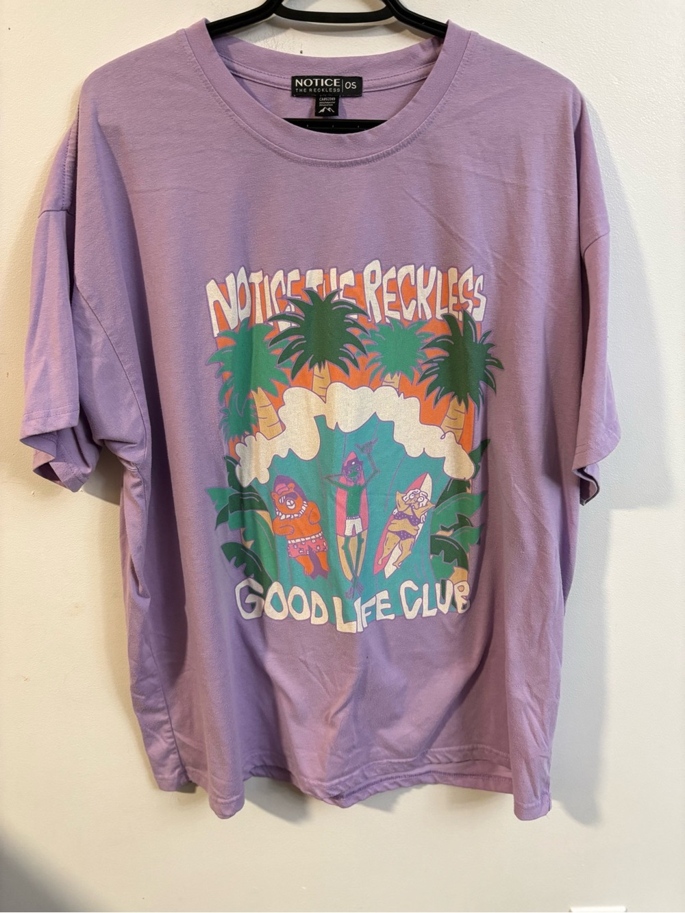 Notice the reckless 'Good Life Club' Graphic Tee unisex size O/S large